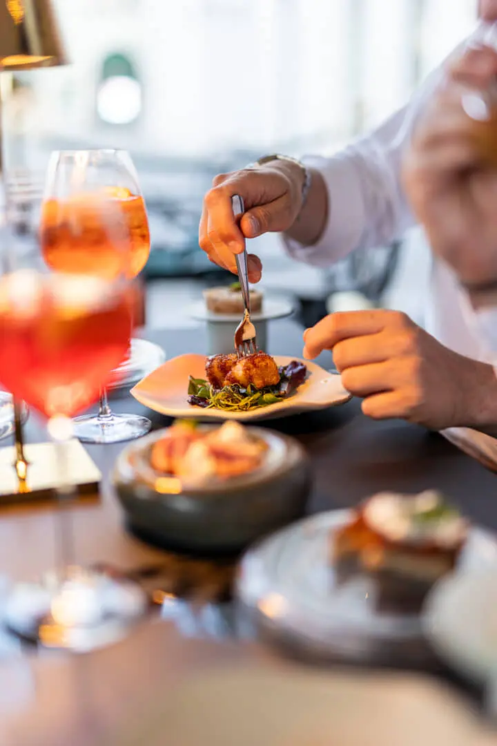 Esperienza-culinaria-raffinata-al-Duchi-Group